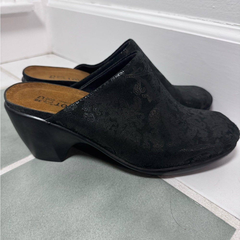 Naot Black Mules with Suede Texture and Block Heel